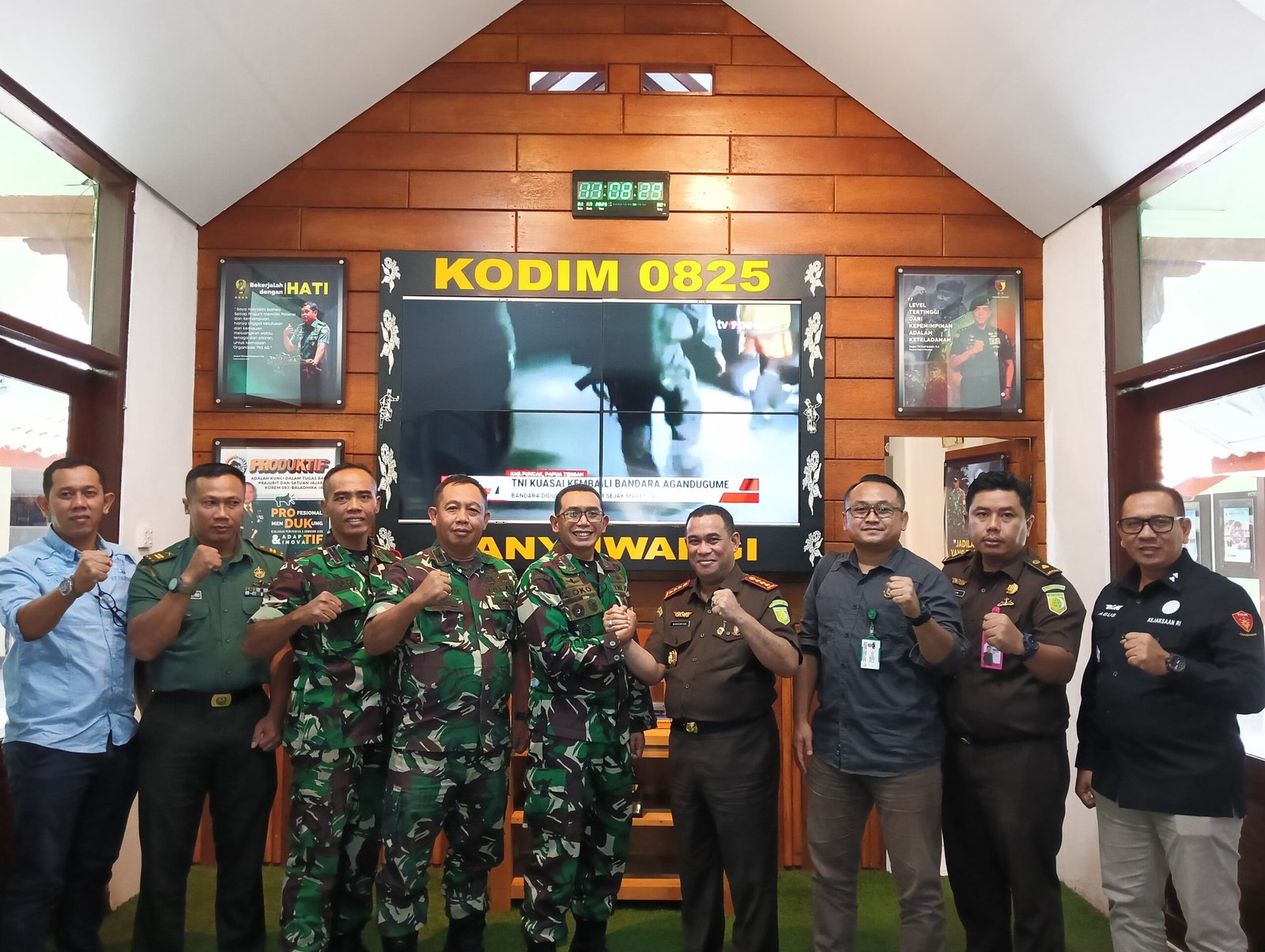 Sinergitas Forkopimda, Kunjungan Kepala Kejaksaan Negeri Banyuwangi Beserta Jajaran Ke Makodim 0825/Banyuwangi 