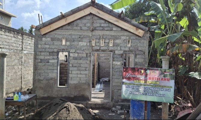 Kapten Inf Sumitro Tinjau Langsung Progres Rutilahu TMMD ke-125 di Desa Kesilir