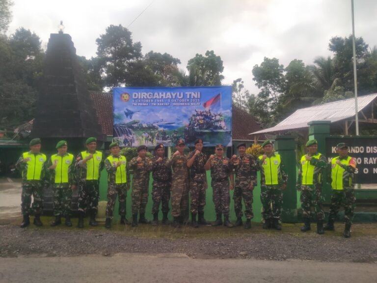 Sinergitas Koramil 0825/20 Songgon Bersama Banser Laksanakan Apel Dan Patroli Gabungan Di Wilayah Kecamatan Songgon.