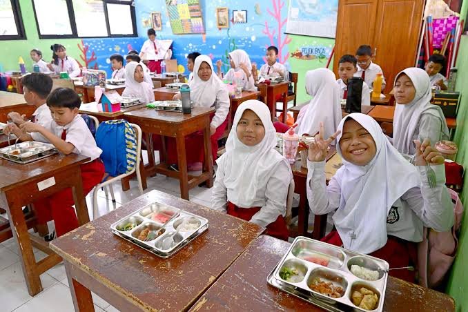 Masyarakat Banyuwangi Tetap Mendukung Program Makan Bergizi Gratis (MBG)
