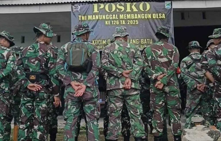 langkah-langkah tegap terdengar di antara sejuknya udara perbukitan Lebakharjo