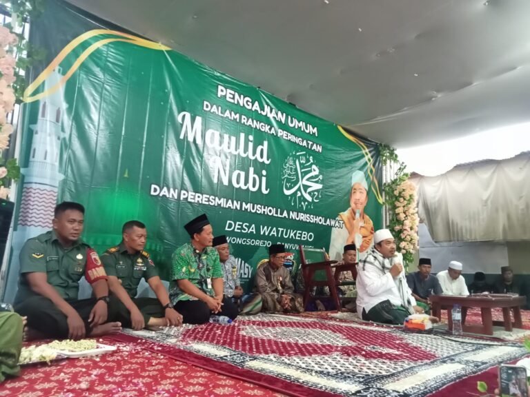 Meriah dan Penuh Makna! Warga Watukebo Rayakan Maulid Nabi Sekaligus Resmikan Musholah Nuri Sholawat