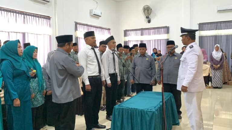 Usai Dilantik, Kadus Baru Krajan 1 dan Kaur Umum Bangsring Diharap Perkuat Pelayanan Publik