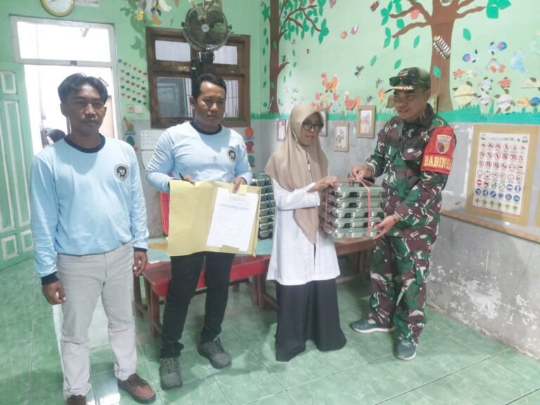 1.176 Siswa di Wongsorejo Terima MBG, Kodim 0825 Pastikan Distribusi Aman dan Tepat Sasaran