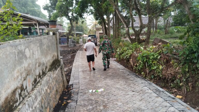 Warga Dusun Klagin Nikmati Jalan Paving Baru TMMD Ke-128 untuk Aktivitas Harian