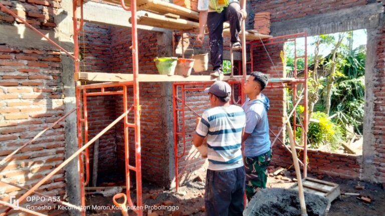 Pembangunan Mushola Baiturrahim di Dusun Leduk Capai 50 Persen, Satgas TMMD Ke-128 Kebut Pemasangan Kawat Beton